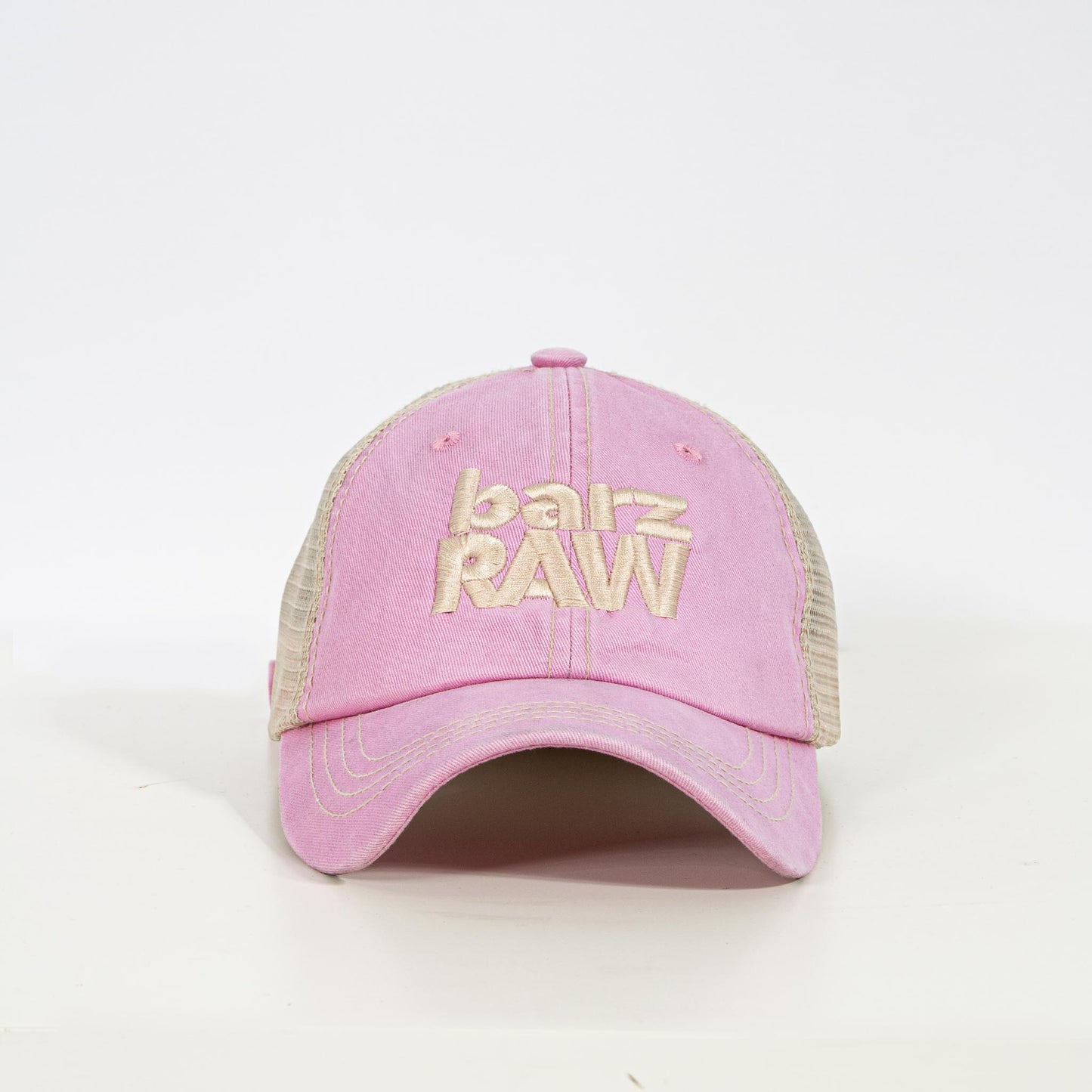 19:08 • HIP-HOP/R&B hybrid dad-trucker, pink